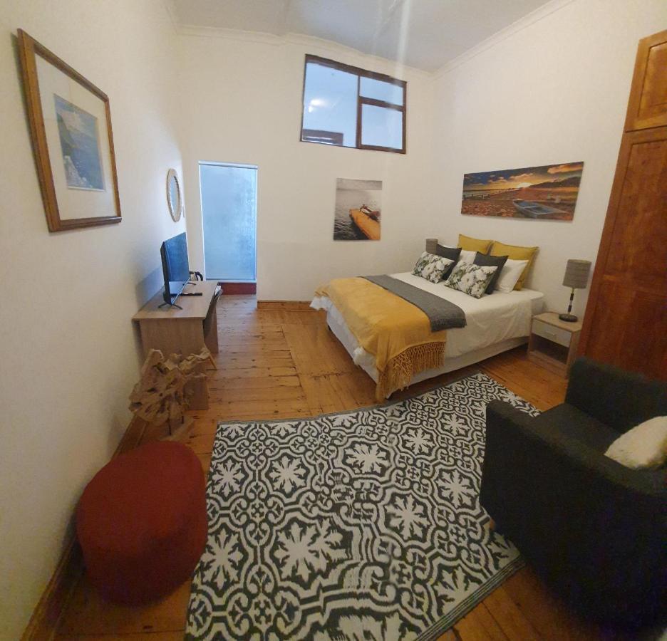 Strand Sea Breeze Cape Town Bagian luar foto