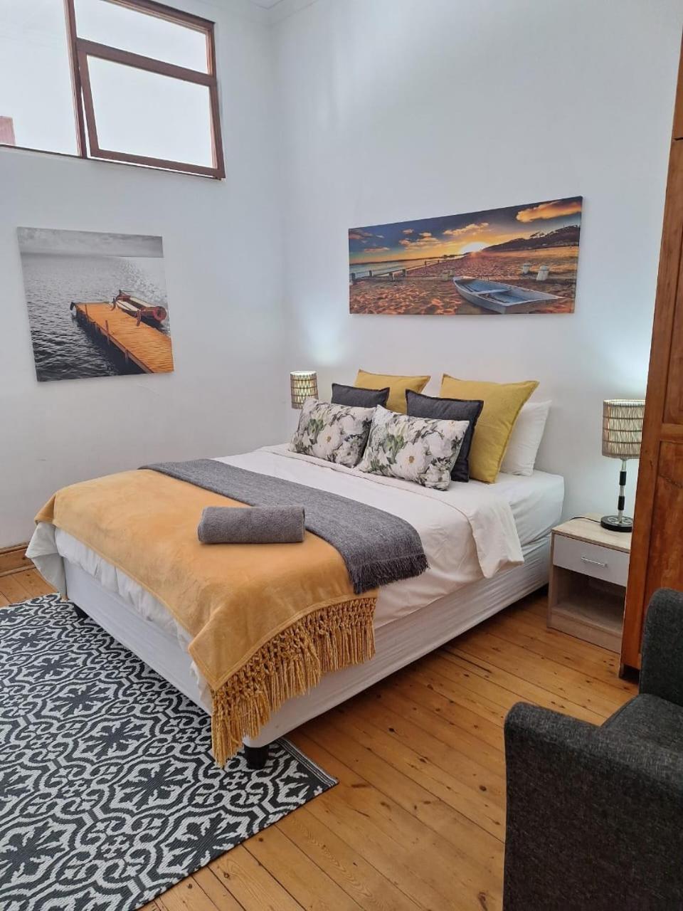 Strand Sea Breeze Cape Town Bagian luar foto